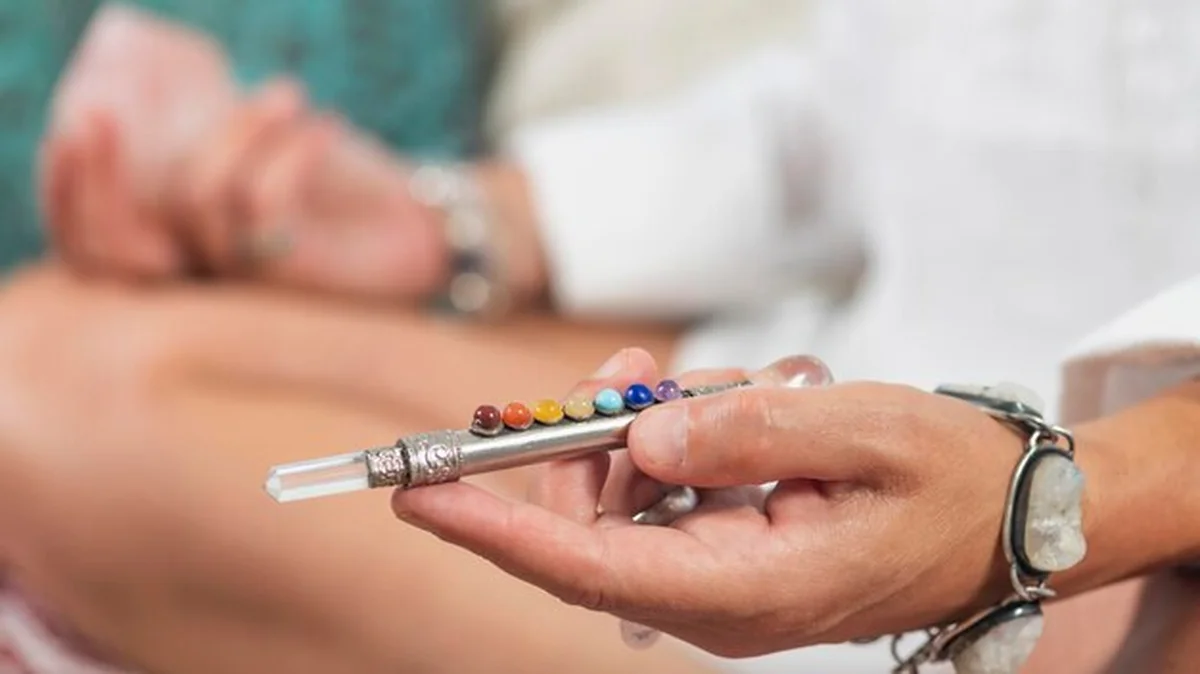 Krystaliczna Terapia Uzdrowieniowa z 7 Chakrami Zdrowieniowymi